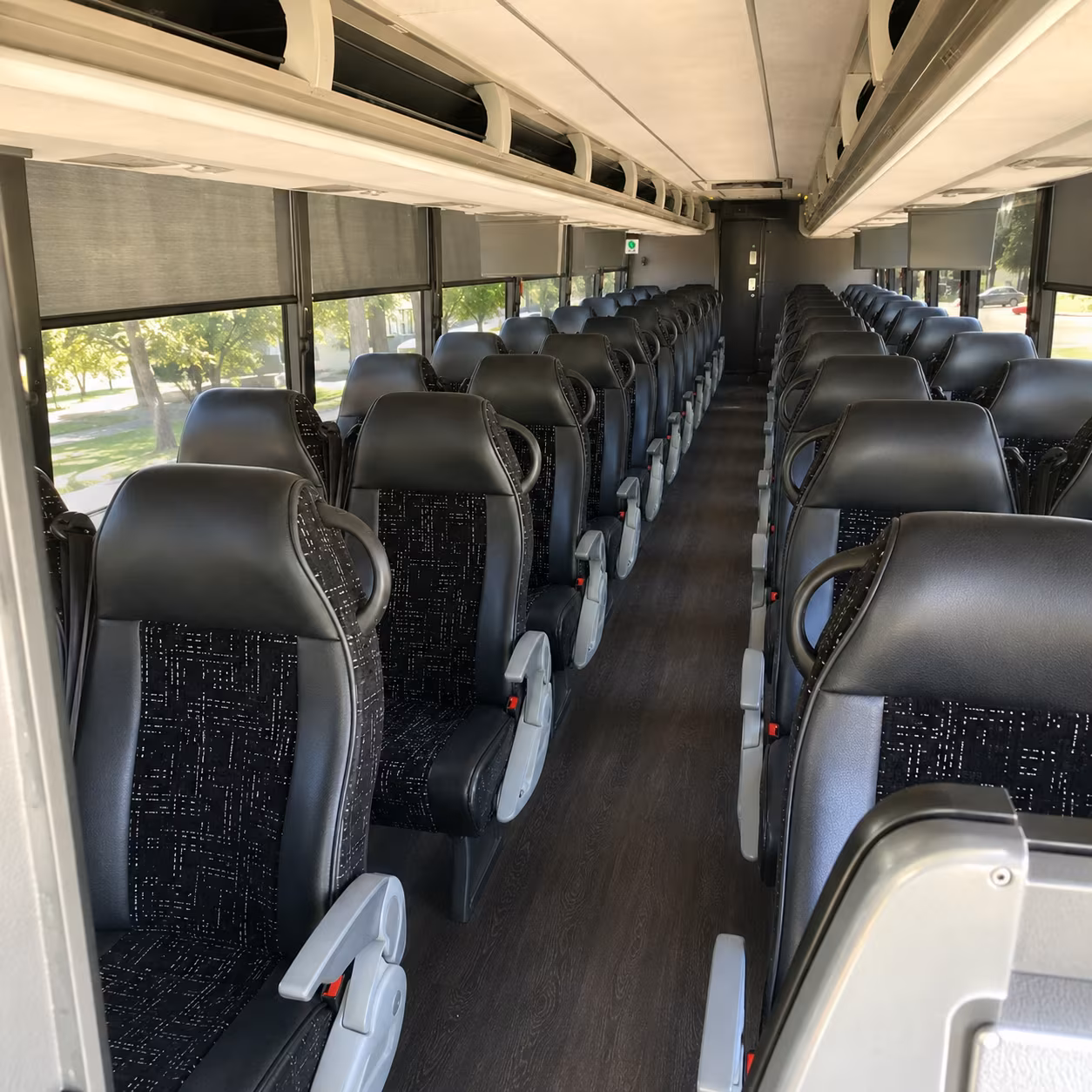 charter buses for corporate events and conference shuttles in temecula