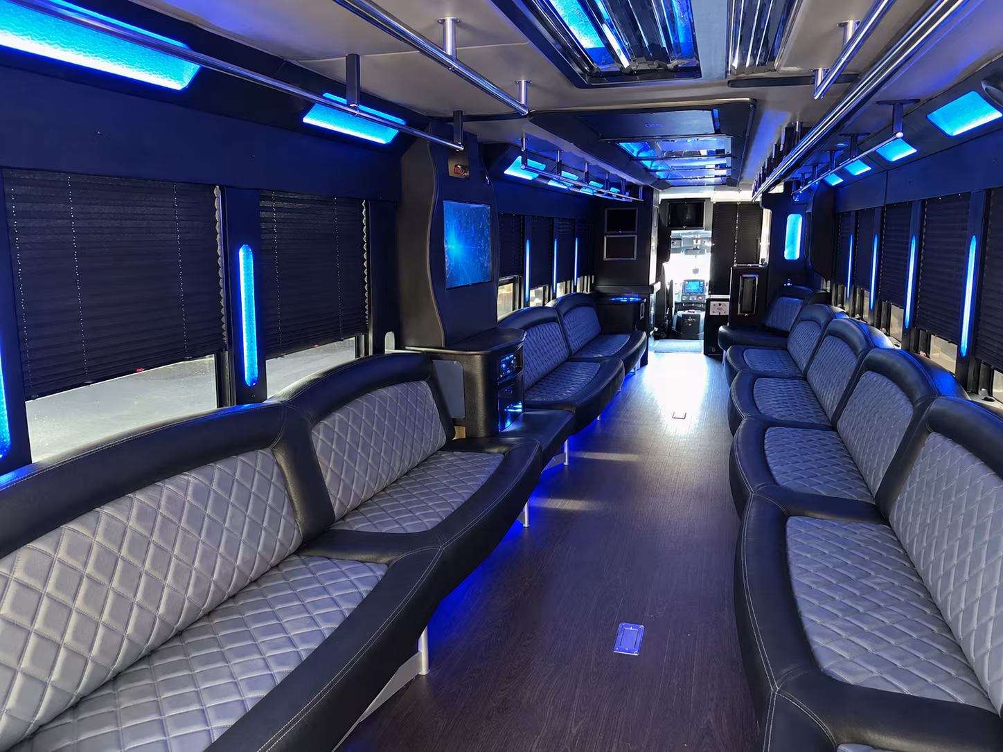 party buses and charter buses to lakers clippers and kings games in los angeles