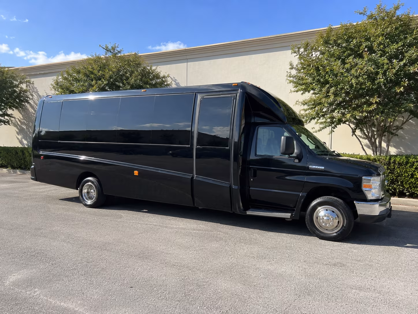 temecula holiday party bus rental